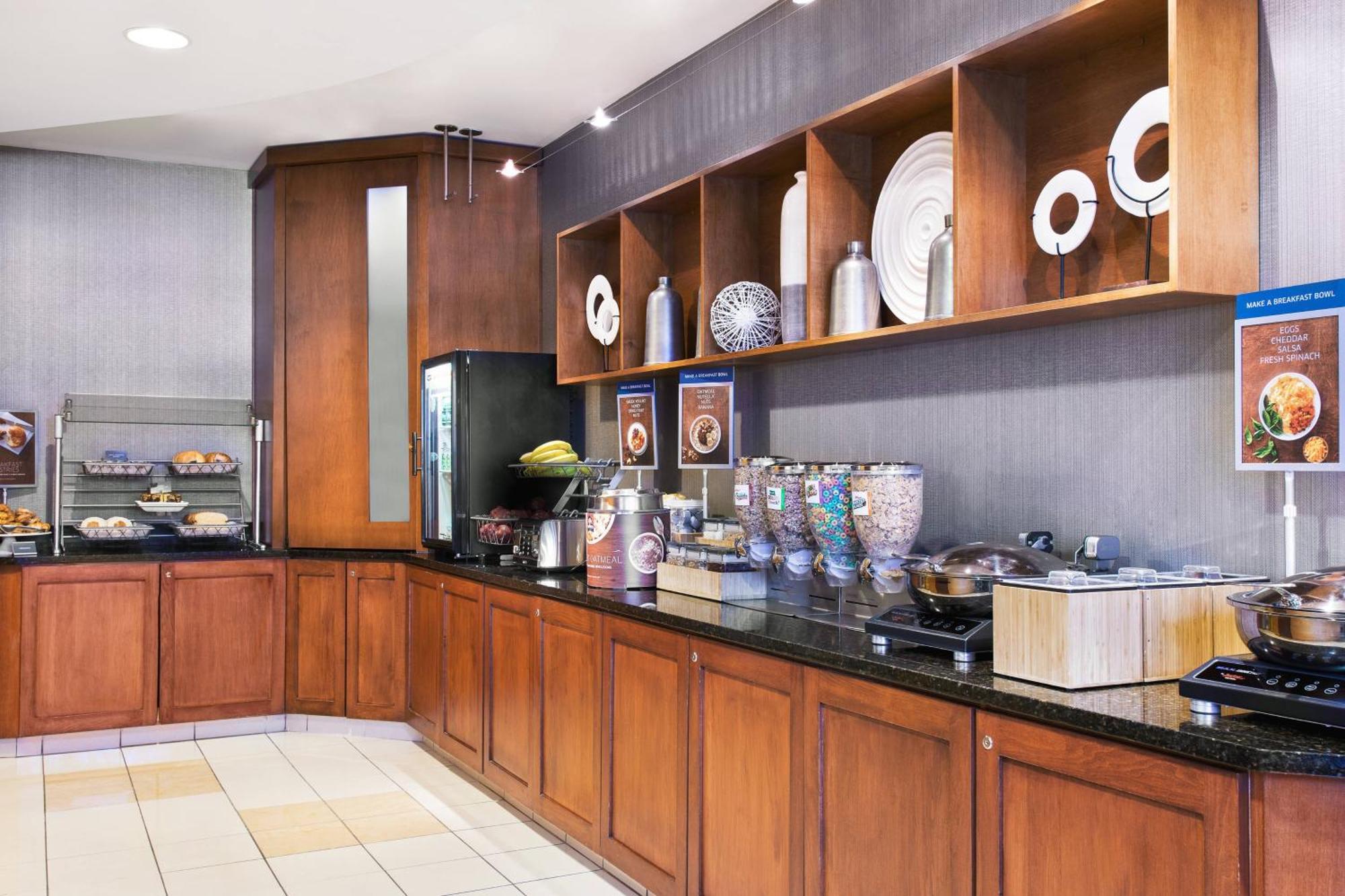 Springhill Suites By Marriott Wheeling Triadelphia Area Bagian luar foto