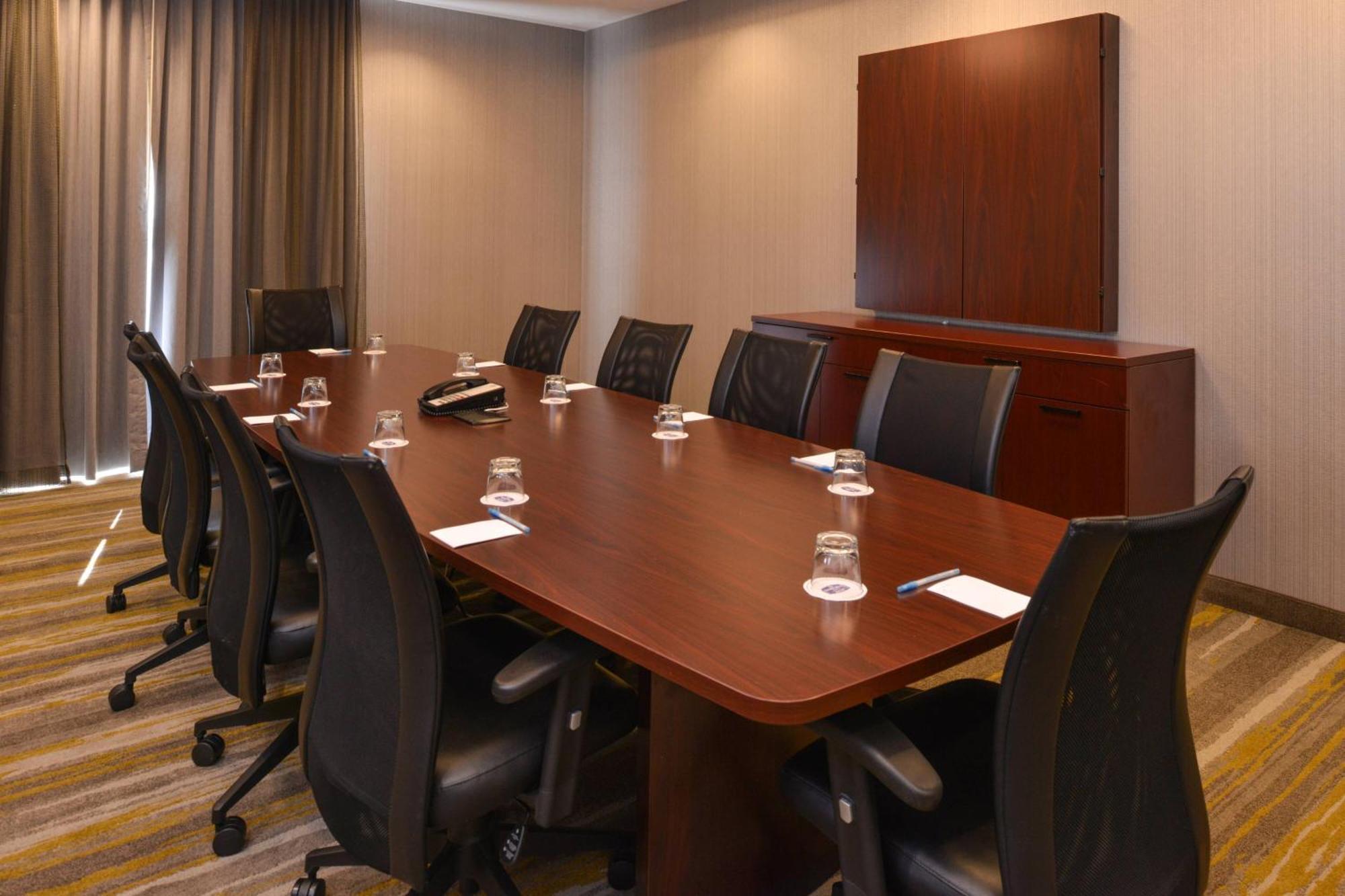 Springhill Suites By Marriott Wheeling Triadelphia Area Bagian luar foto