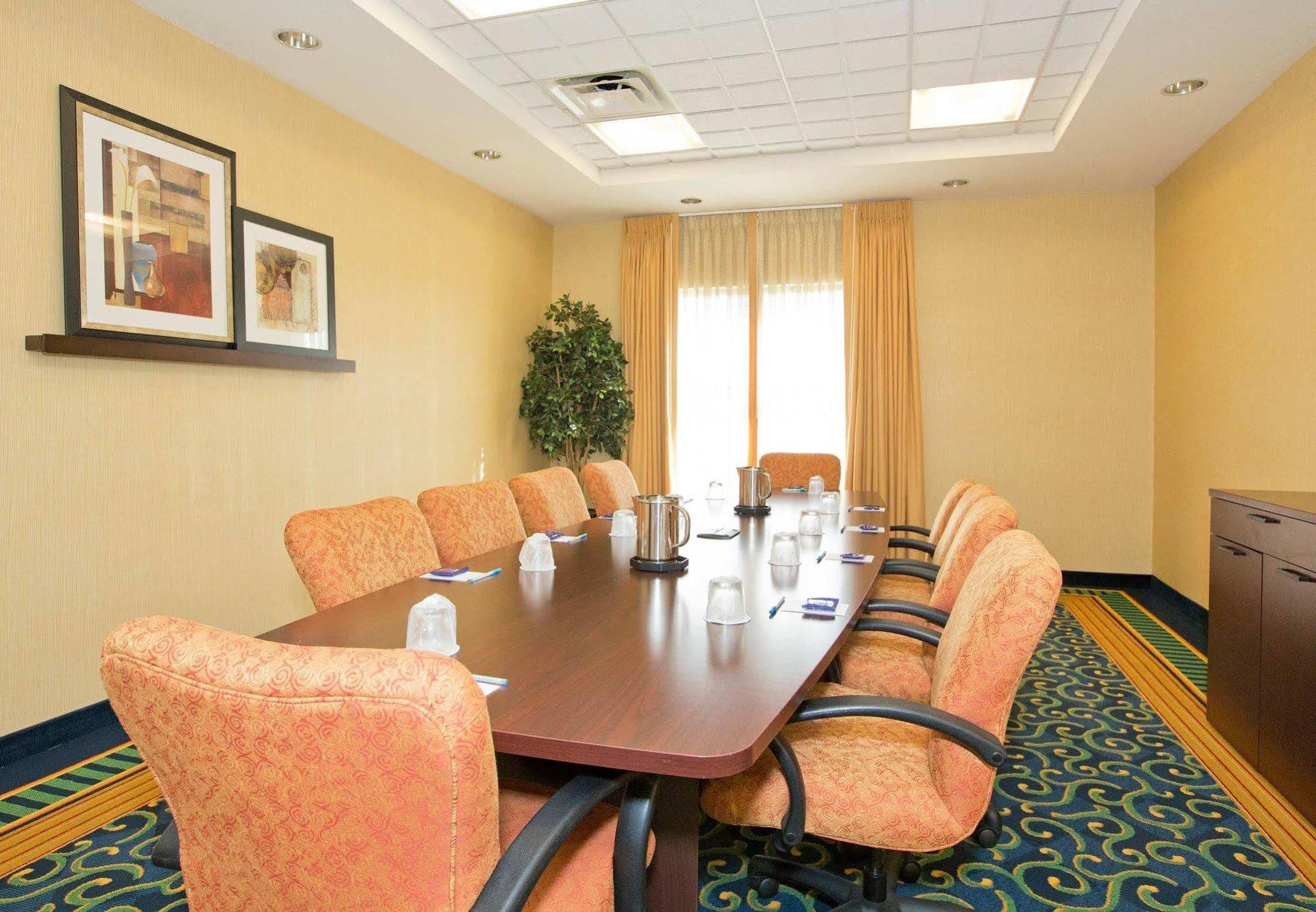 Springhill Suites By Marriott Wheeling Triadelphia Area Bagian luar foto