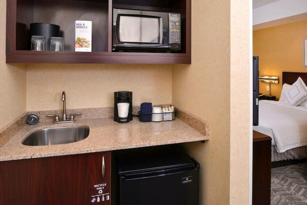 Springhill Suites By Marriott Wheeling Triadelphia Area Bagian luar foto
