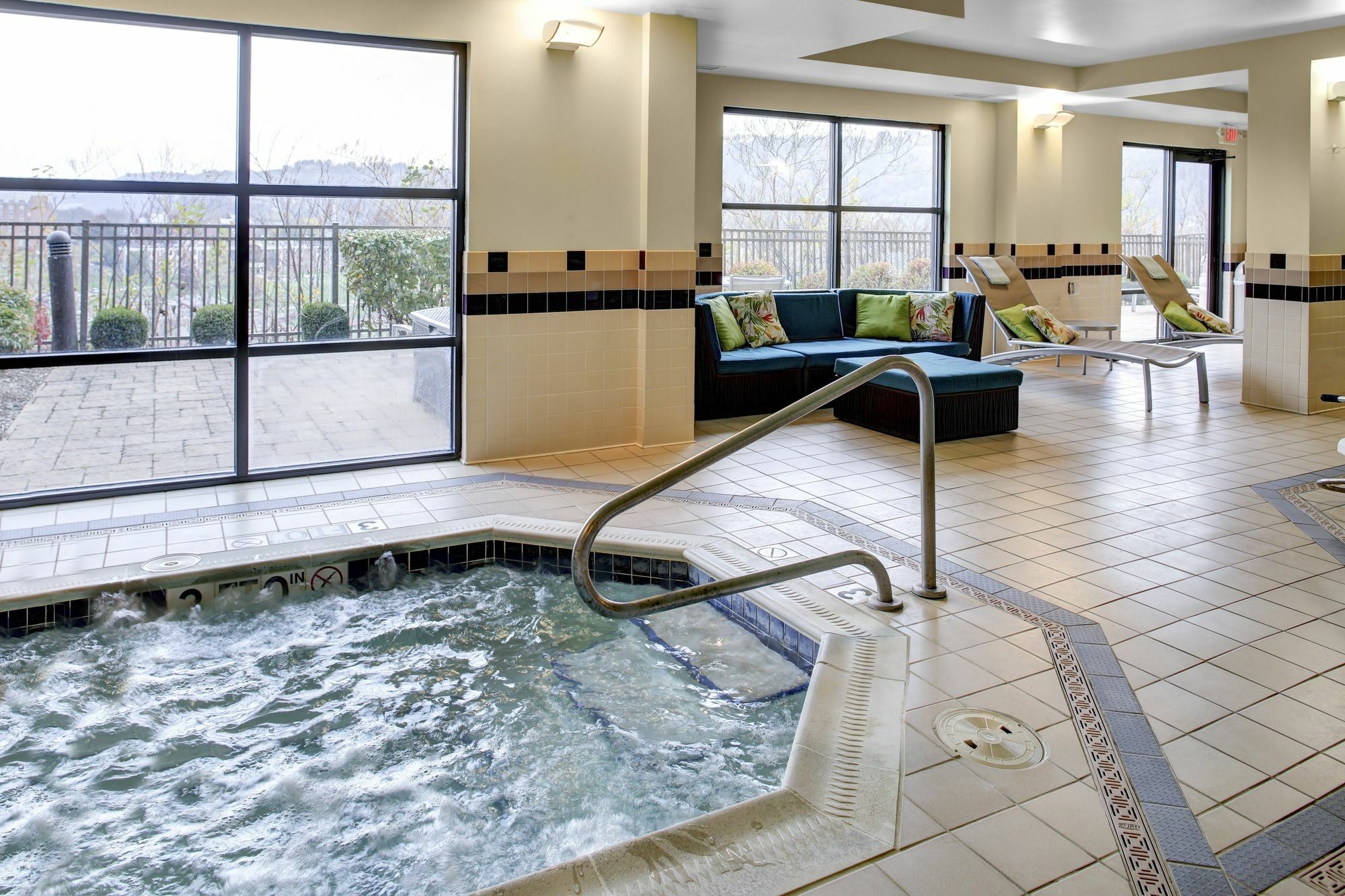 Springhill Suites By Marriott Wheeling Triadelphia Area Bagian luar foto